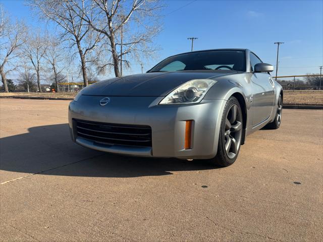 used 2006 Nissan 350Z car, priced at $14,999