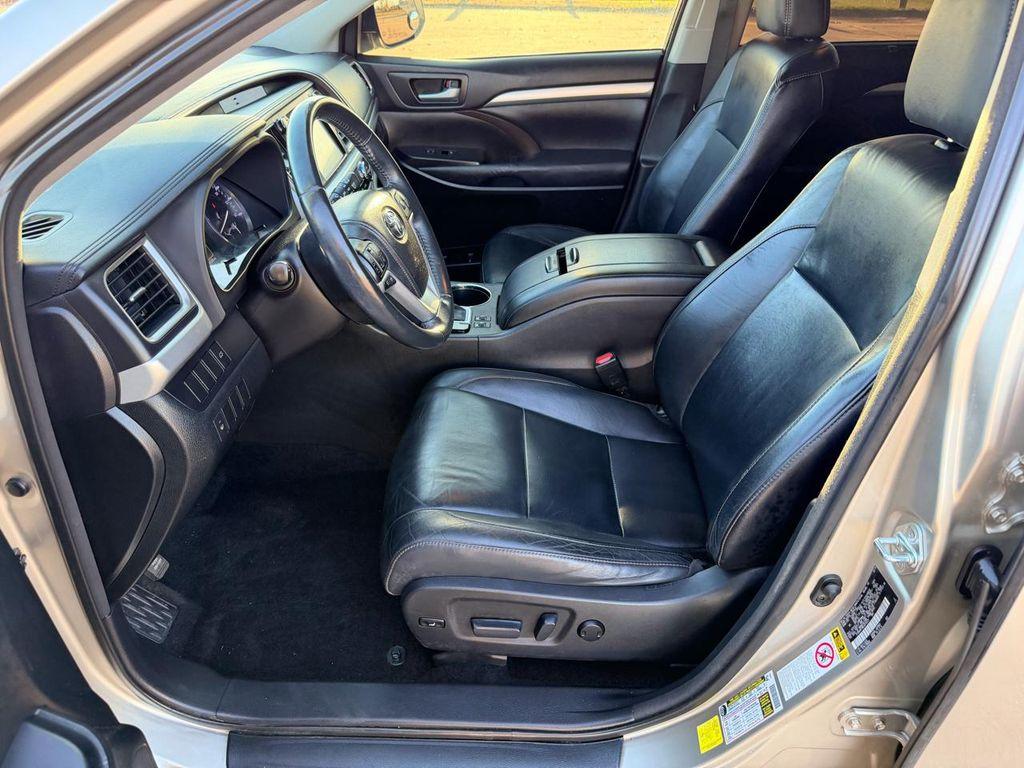 used 2014 Toyota Highlander car, priced at $21,999