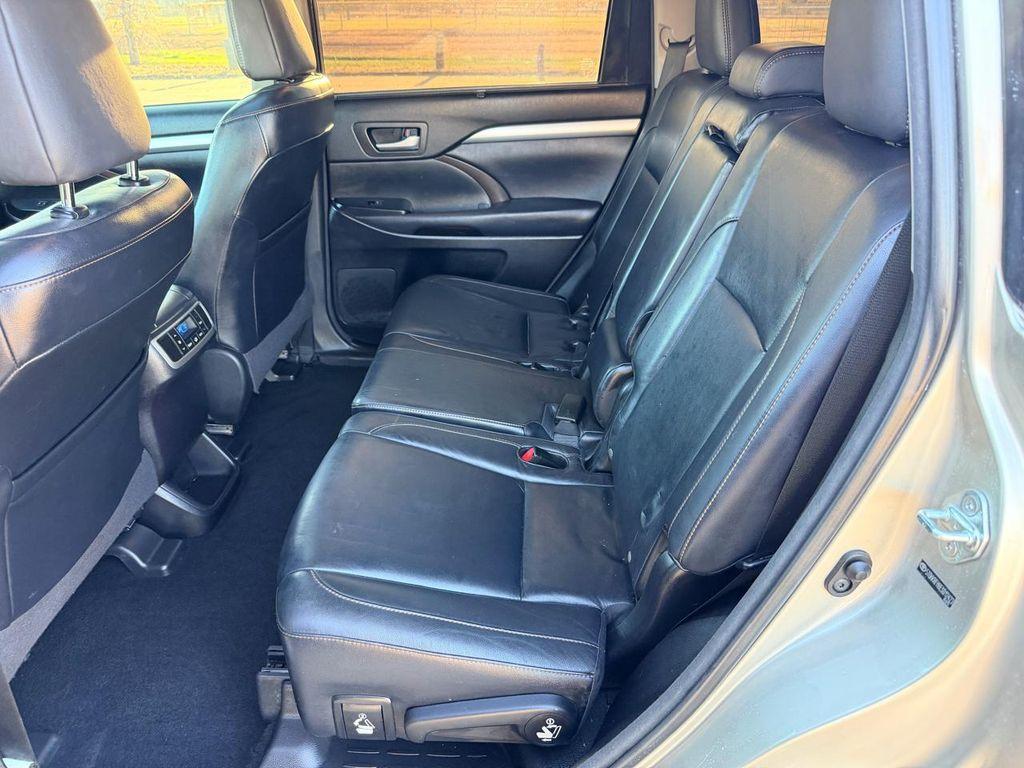 used 2014 Toyota Highlander car, priced at $21,999