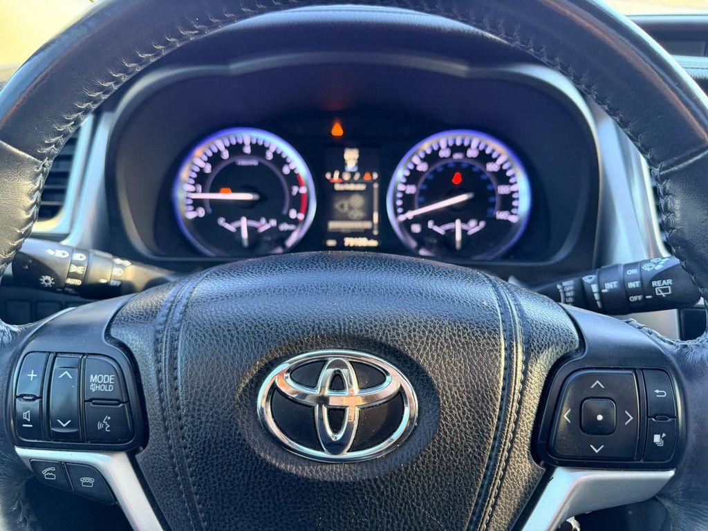used 2014 Toyota Highlander car, priced at $21,999