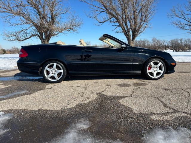 used 2008 Mercedes-Benz CLK-Class car, priced at $11,999