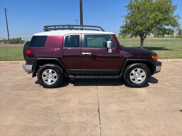 used 2007 Toyota FJ Cruiser car, priced at $12,999