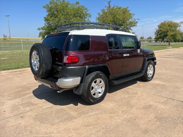 used 2007 Toyota FJ Cruiser car, priced at $12,999