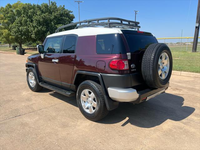 used 2007 Toyota FJ Cruiser car, priced at $12,999