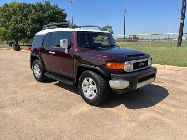 used 2007 Toyota FJ Cruiser car, priced at $12,999