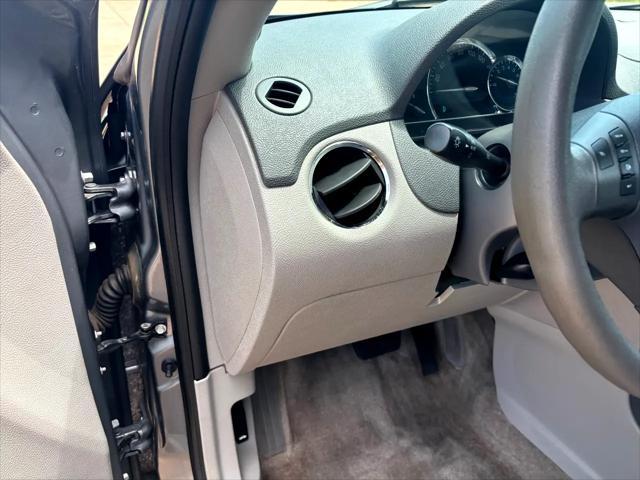 used 2006 Chevrolet HHR car, priced at $10,999