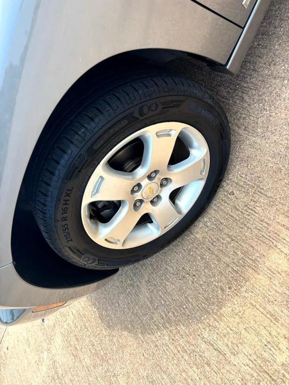 used 2006 Chevrolet HHR car, priced at $10,999
