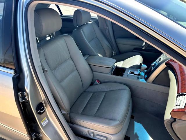 used 2007 Acura RL car, priced at $11,999