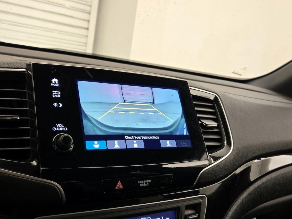 used 2021 Honda Pilot car, priced at $34,998