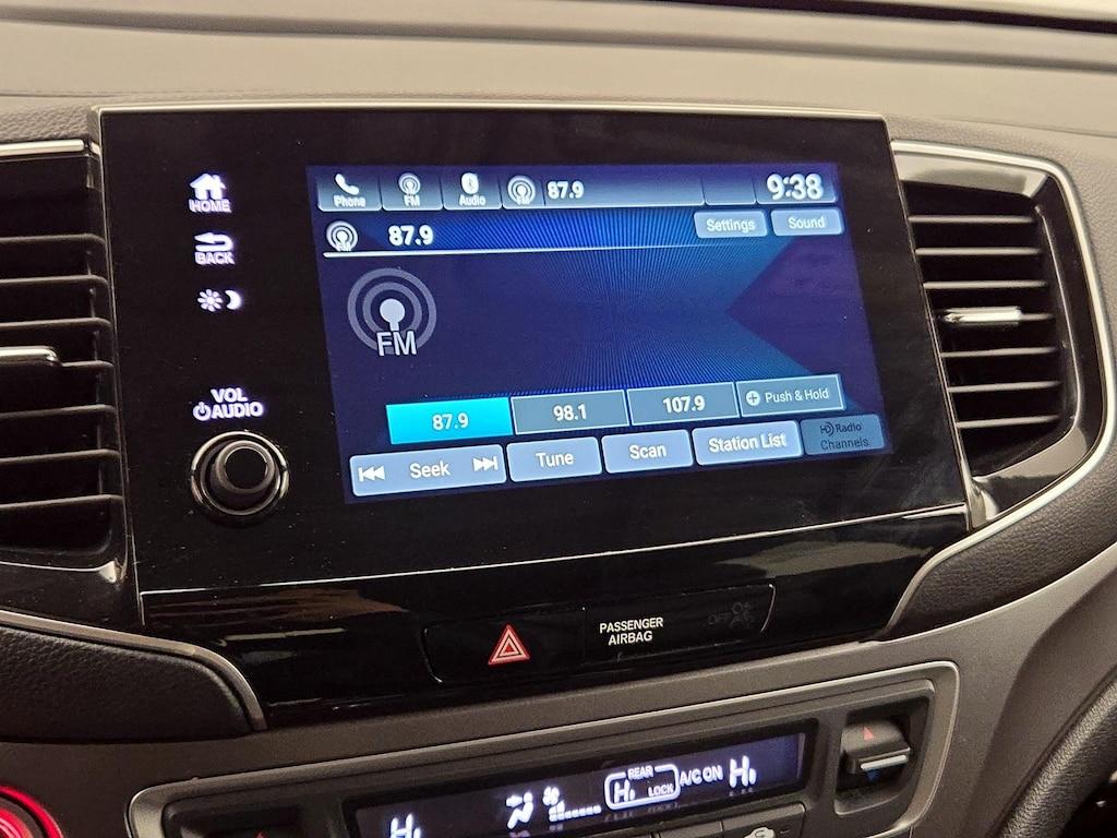 used 2022 Honda Pilot car, priced at $34,998