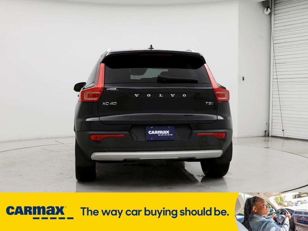 used 2019 Volvo XC40 car, priced at $22,998