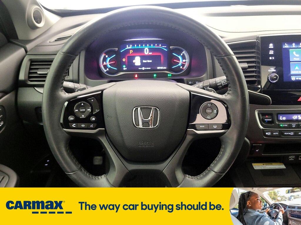 used 2022 Honda Pilot car, priced at $34,998