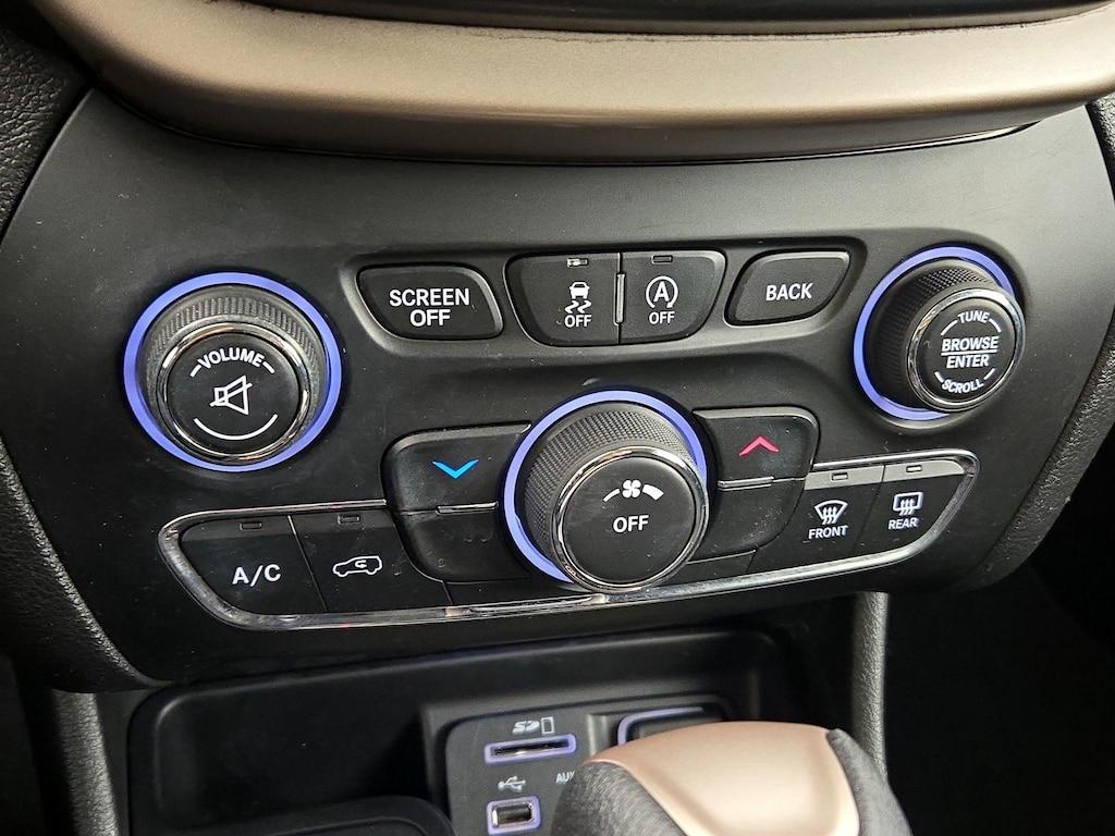 used 2015 Jeep Cherokee car, priced at $13,599