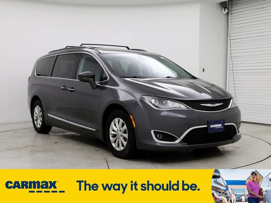 used 2017 Chrysler Pacifica car, priced at $20,998