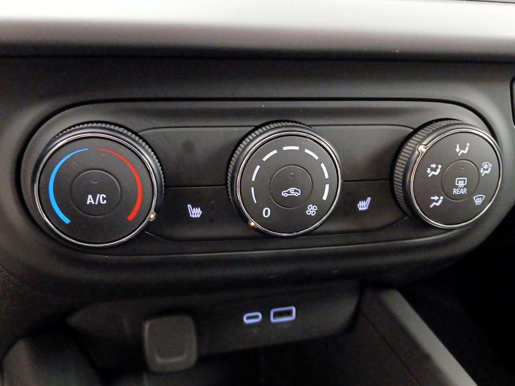 used 2025 Chevrolet Trax car, priced at $25,998