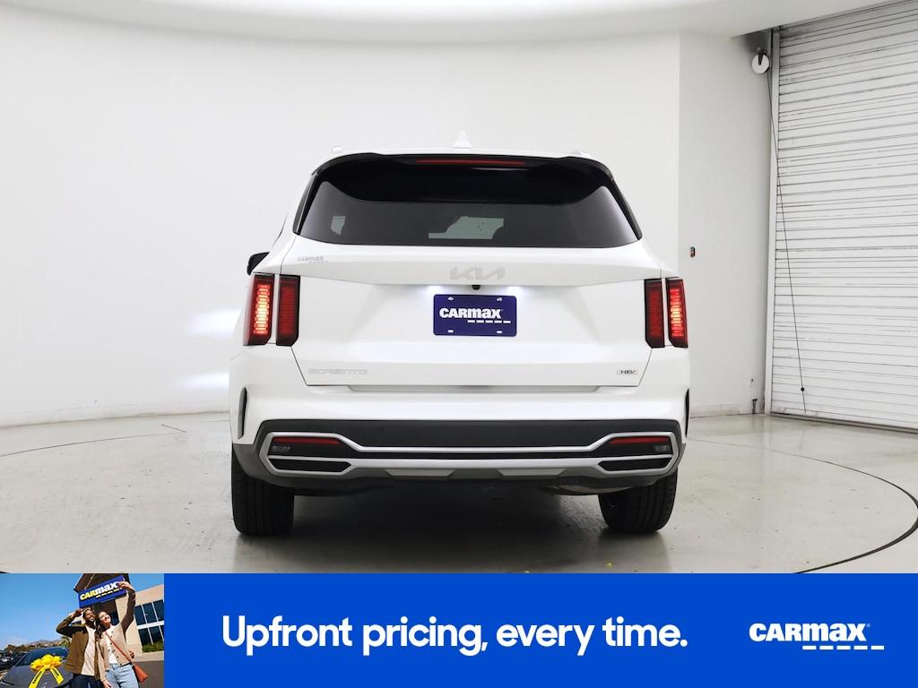 used 2023 Kia Sorento Hybrid car, priced at $29,998