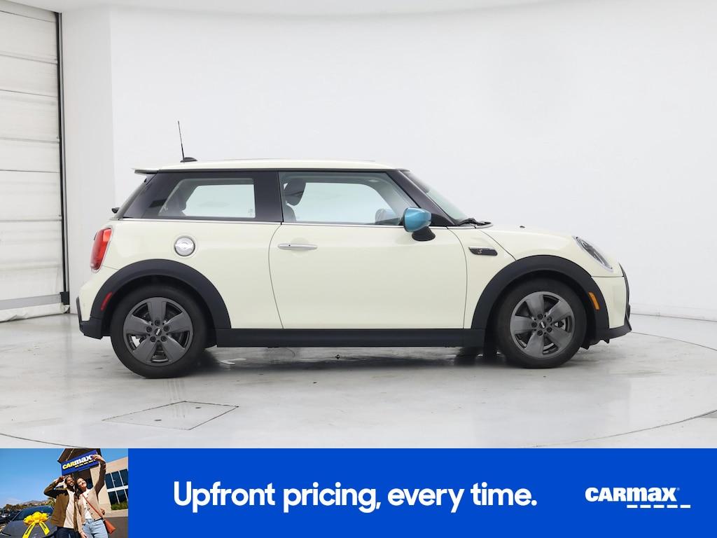 used 2022 MINI Hardtop car, priced at $21,998