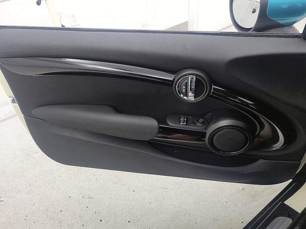 used 2022 MINI Hardtop car, priced at $21,998