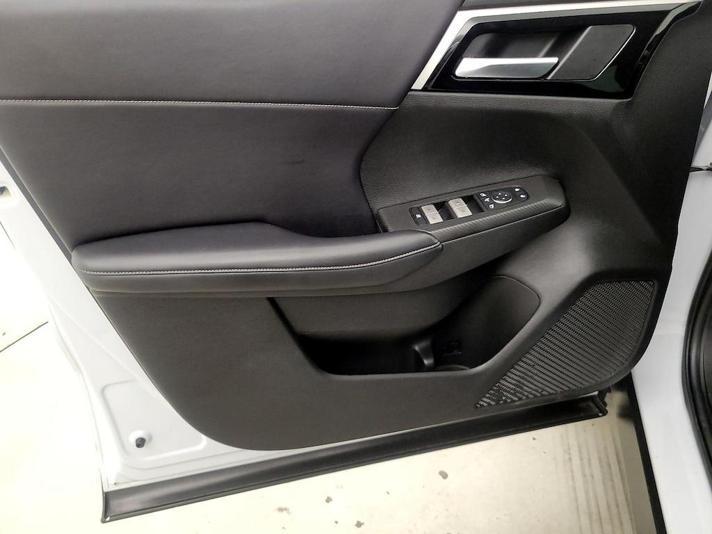 used 2023 Mitsubishi Outlander car, priced at $27,998