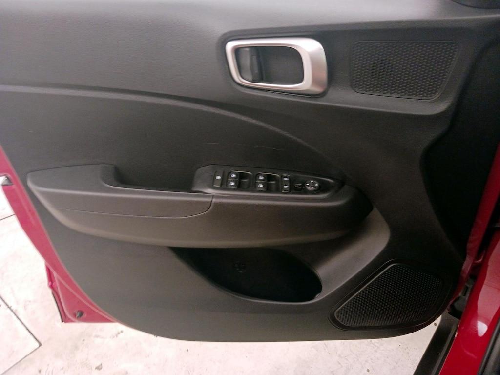 used 2022 Hyundai Venue car, priced at $19,998
