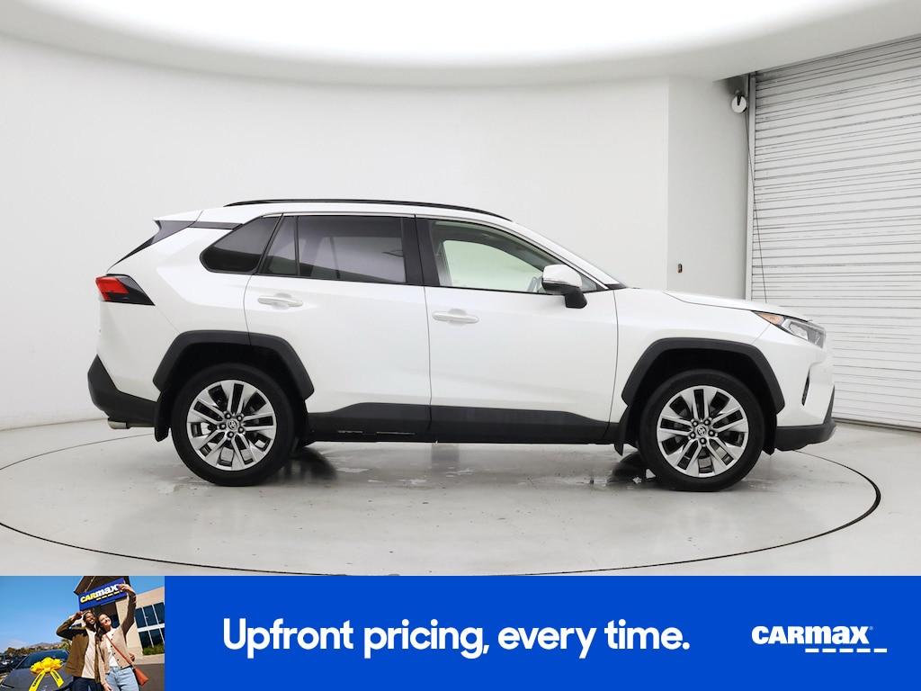 used 2020 Toyota RAV4 car, priced at $27,998