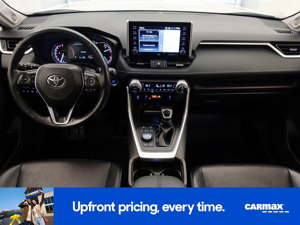 used 2020 Toyota RAV4 car, priced at $27,998