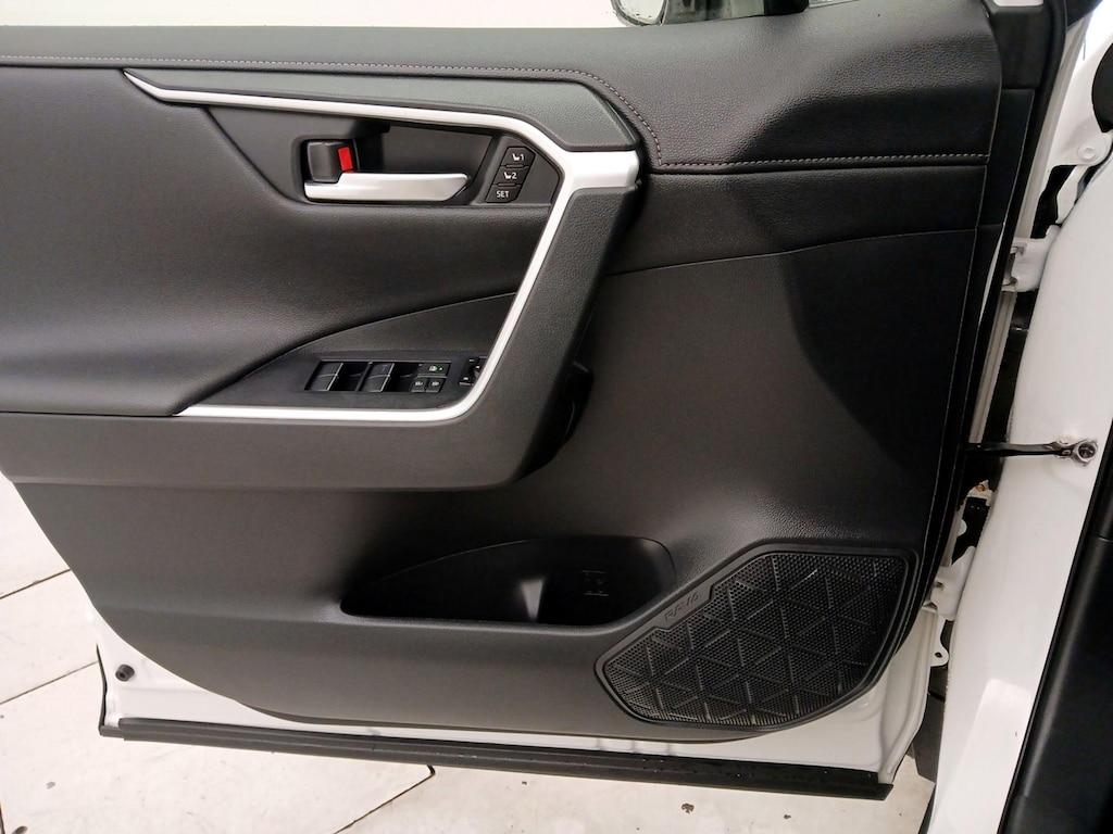 used 2020 Toyota RAV4 car, priced at $27,998