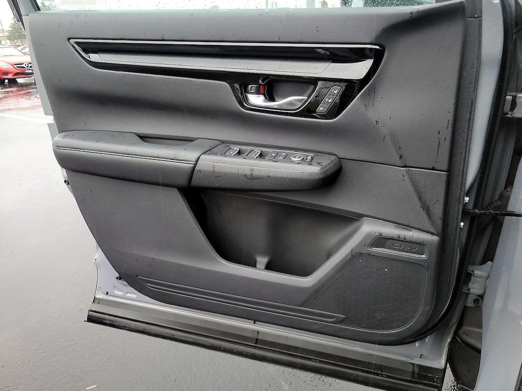 used 2023 Honda CR-V car, priced at $30,998