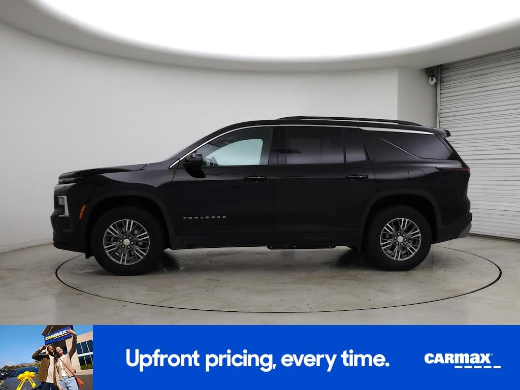 used 2025 Chevrolet Traverse car, priced at $39,998