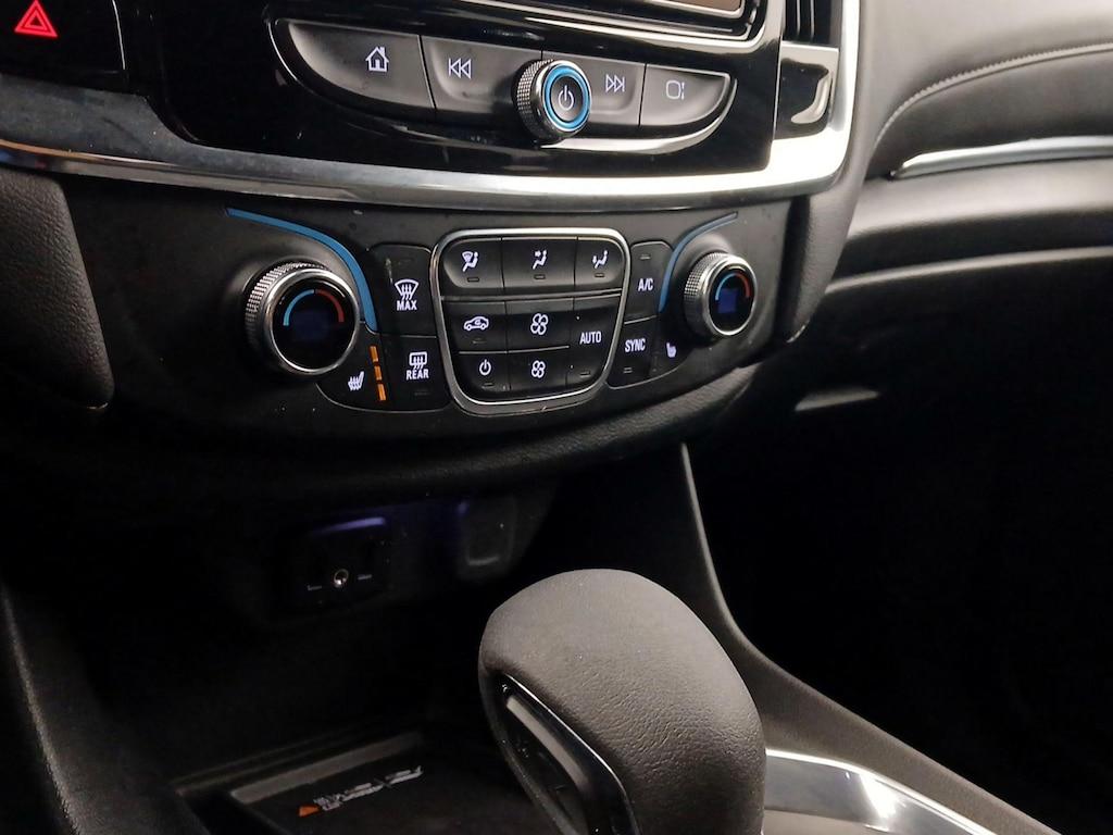 used 2023 Chevrolet Traverse car, priced at $30,998