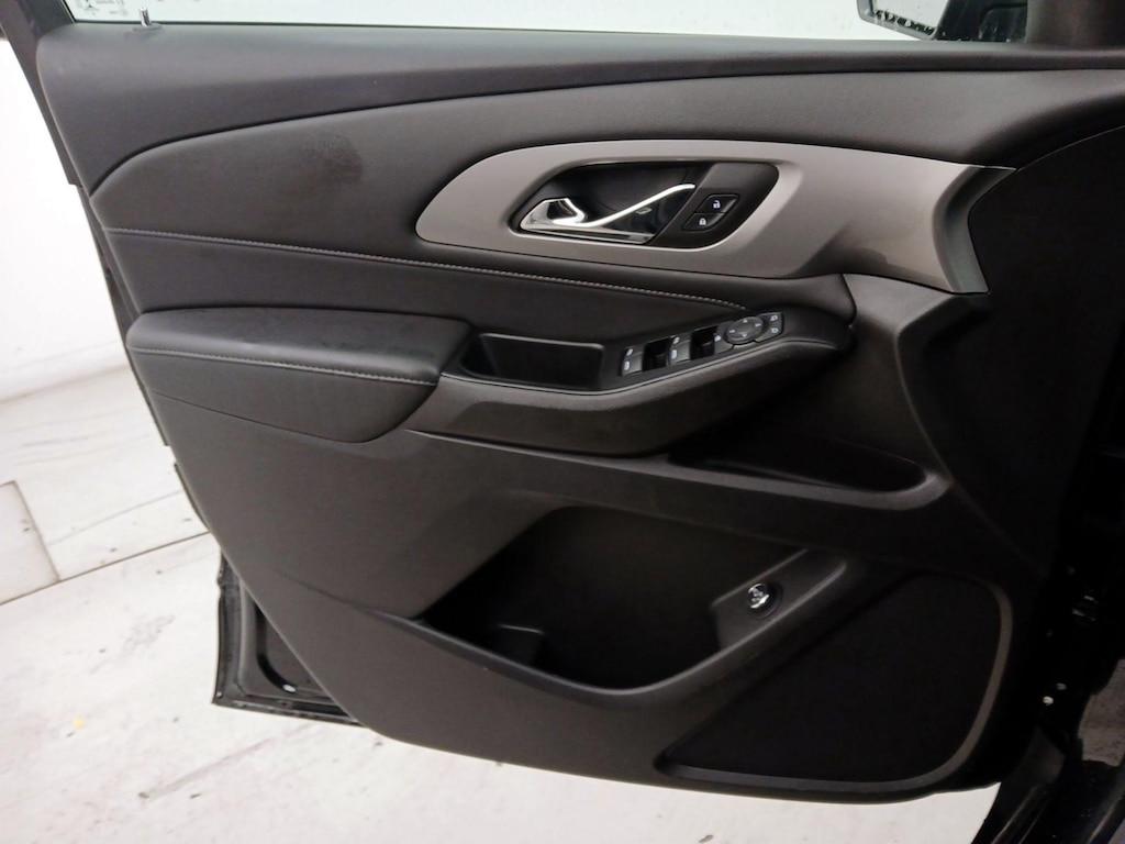 used 2023 Chevrolet Traverse car, priced at $30,998