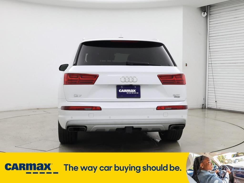 used 2017 Audi Q7 car, priced at $27,998