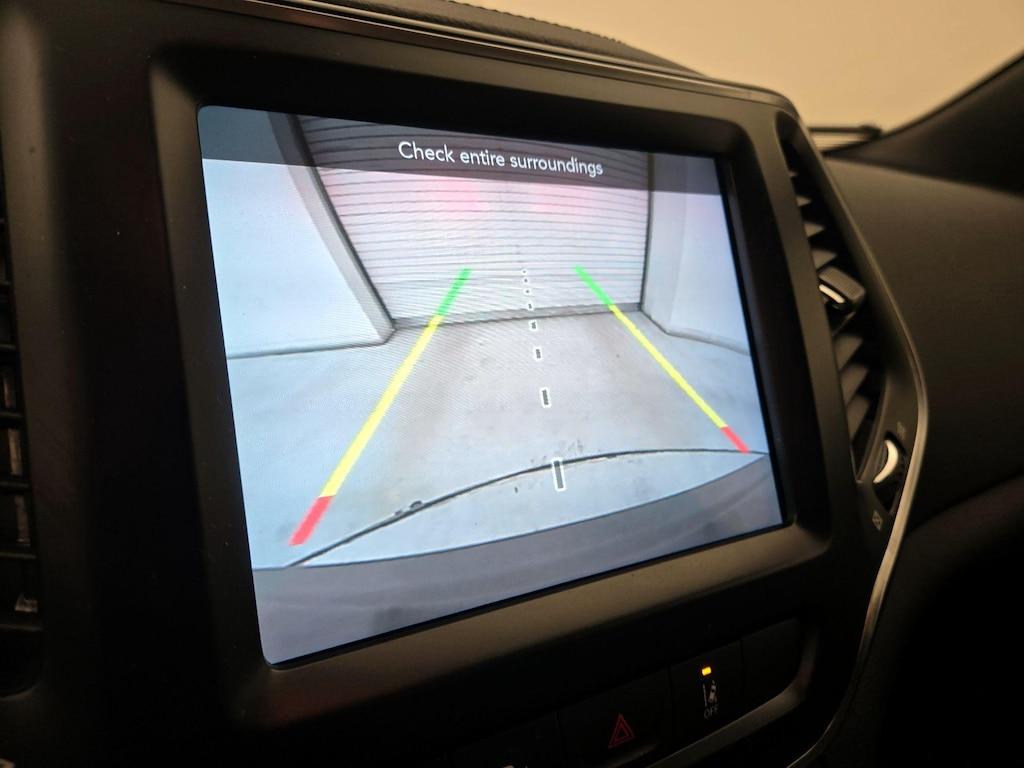 used 2021 Jeep Cherokee car, priced at $25,998