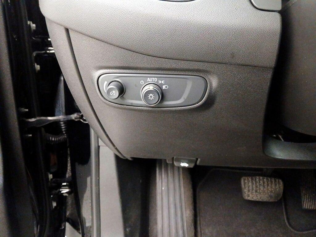 used 2022 Chevrolet Equinox car, priced at $22,998