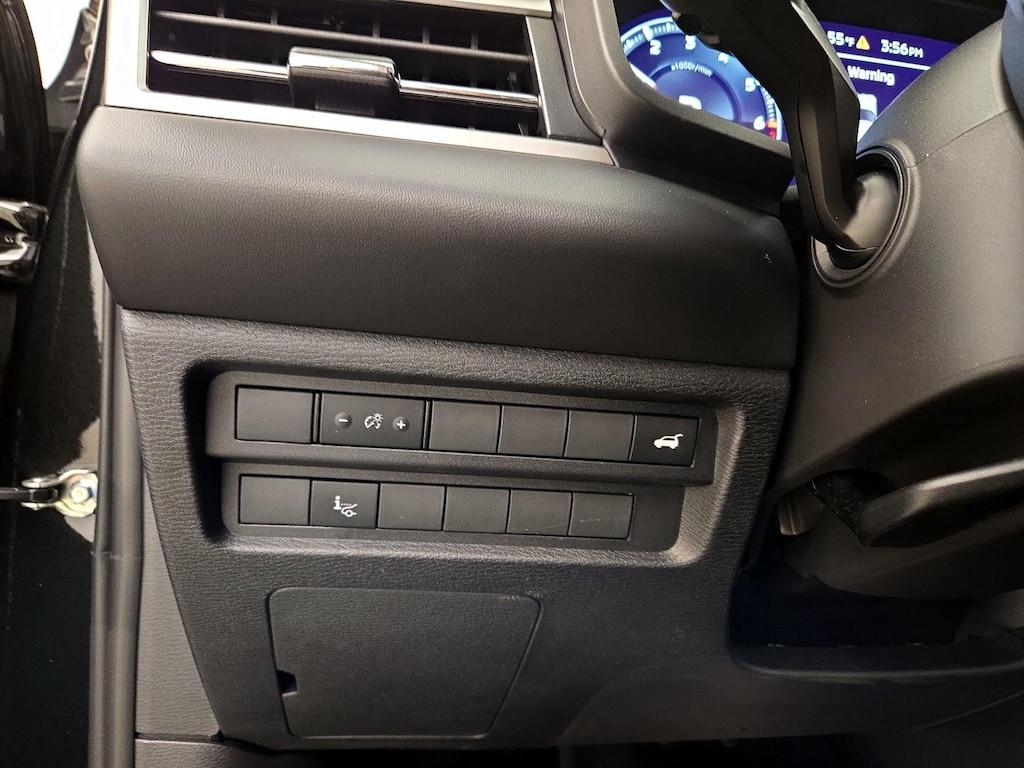 used 2024 Mitsubishi Outlander car, priced at $34,998