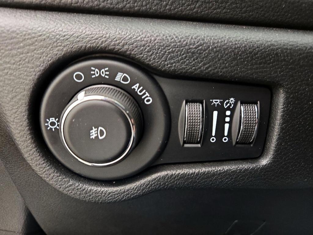 used 2022 Chrysler Pacifica Hybrid car, priced at $32,998