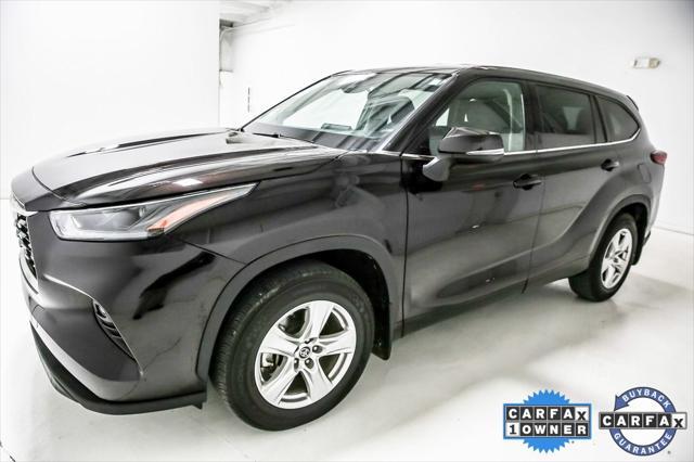 used 2022 Toyota Highlander car, priced at $27,797