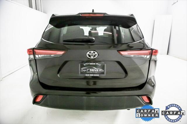 used 2022 Toyota Highlander car, priced at $27,797