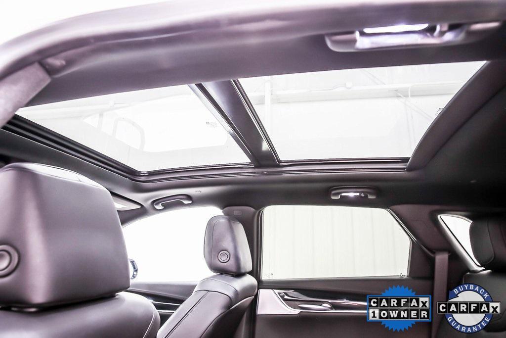used 2024 Cadillac XT5 car, priced at $28,997