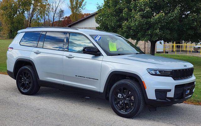 used 2024 Jeep Grand Cherokee L car, priced at $29,990