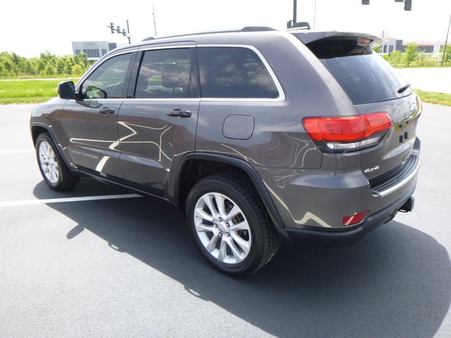 used 2017 Jeep Grand Cherokee car, priced at $17,444