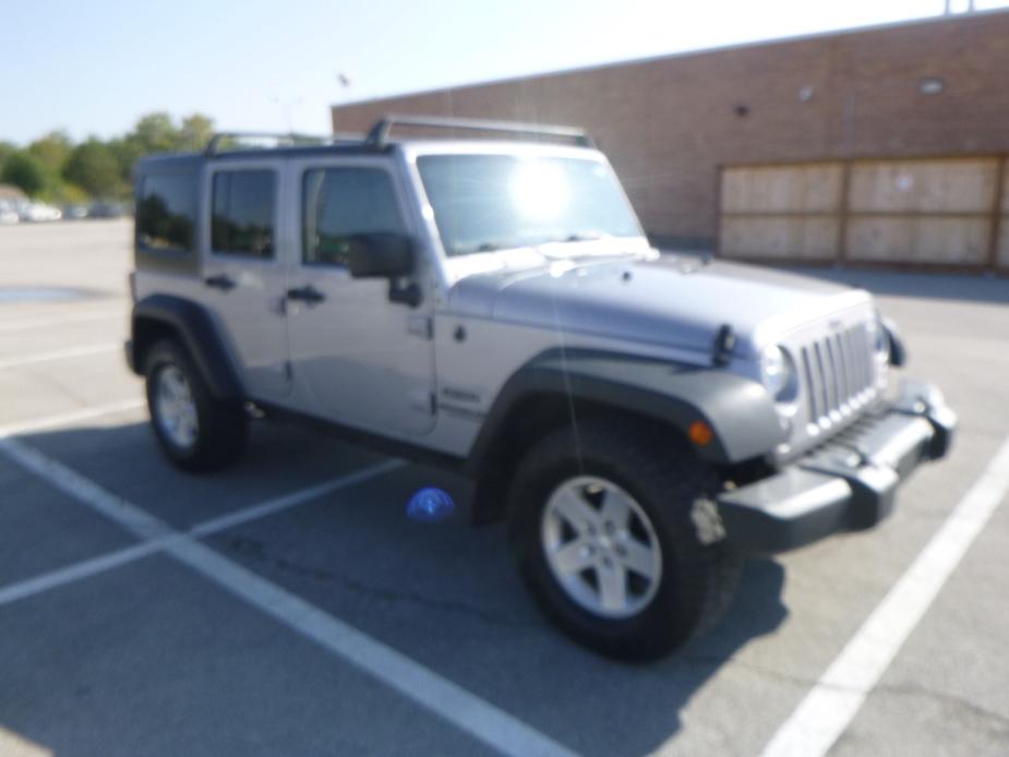 used 2015 Jeep Wrangler Unlimited car, priced at $24,495