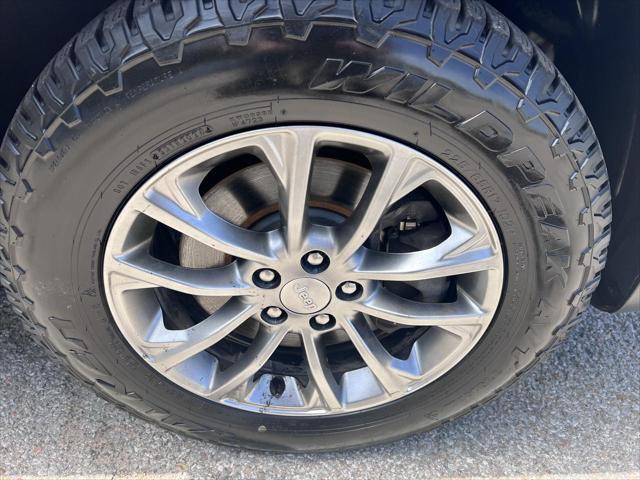 used 2019 Jeep Cherokee car, priced at $14,500