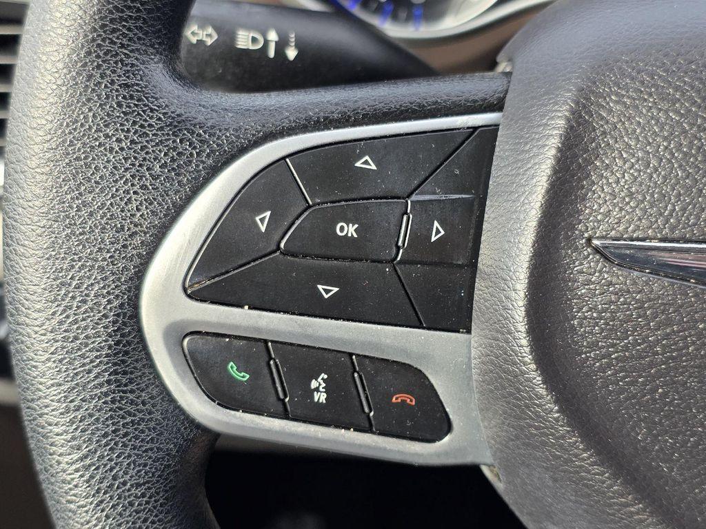 used 2019 Chrysler Pacifica car, priced at $15,500