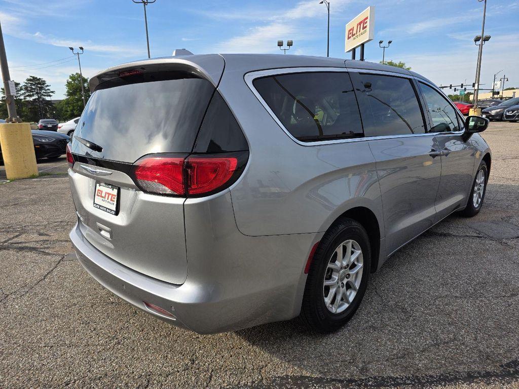 used 2019 Chrysler Pacifica car, priced at $15,500