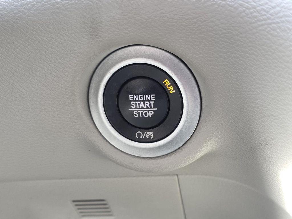 used 2019 Chrysler Pacifica car, priced at $15,500