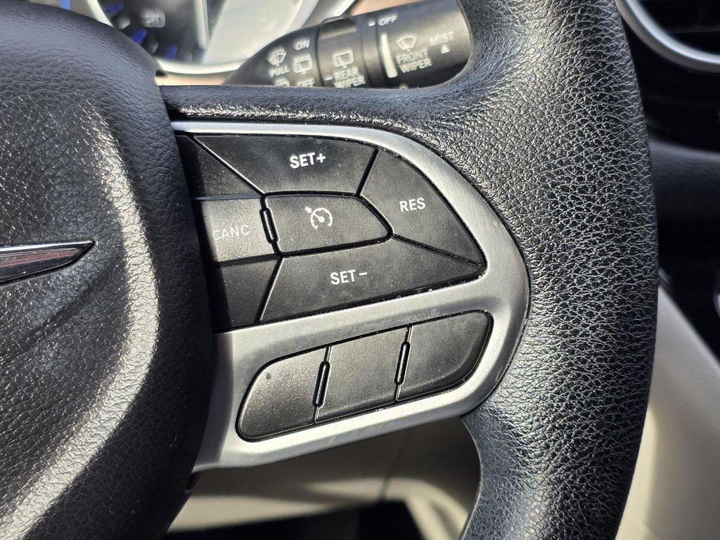 used 2019 Chrysler Pacifica car, priced at $15,500