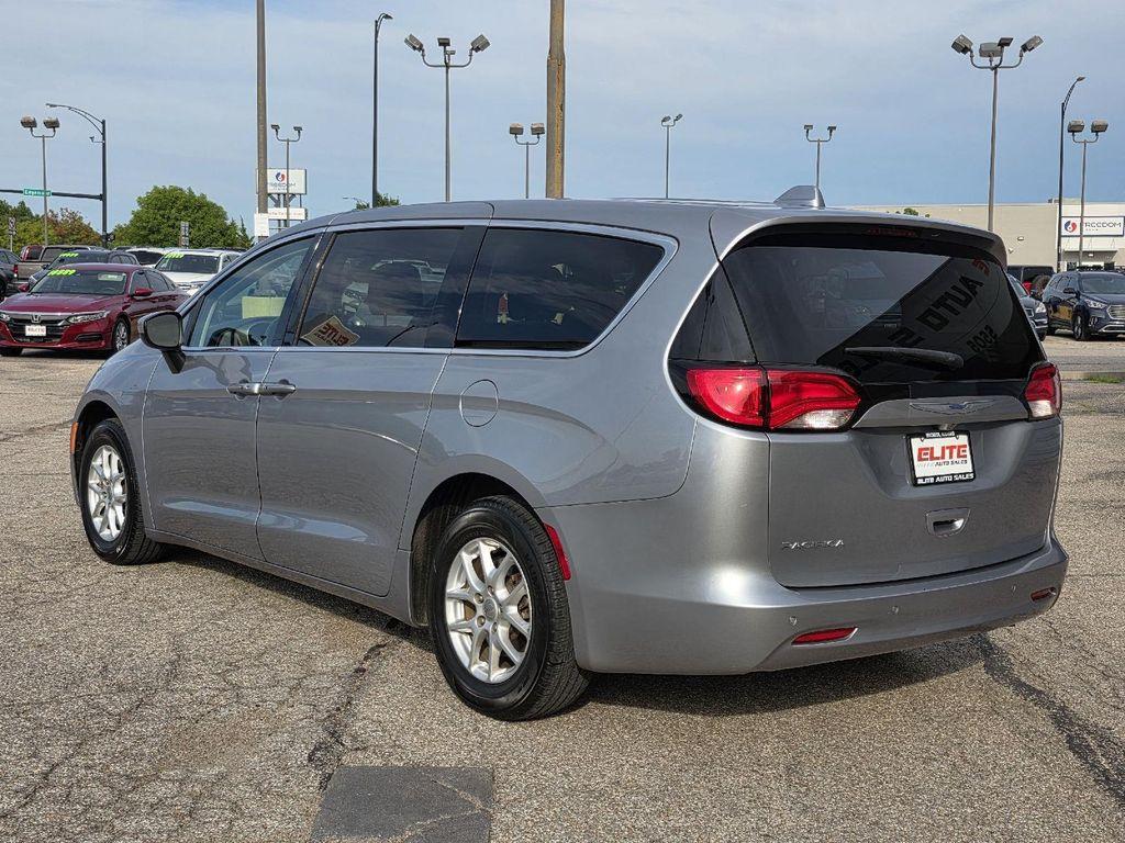used 2019 Chrysler Pacifica car, priced at $15,500