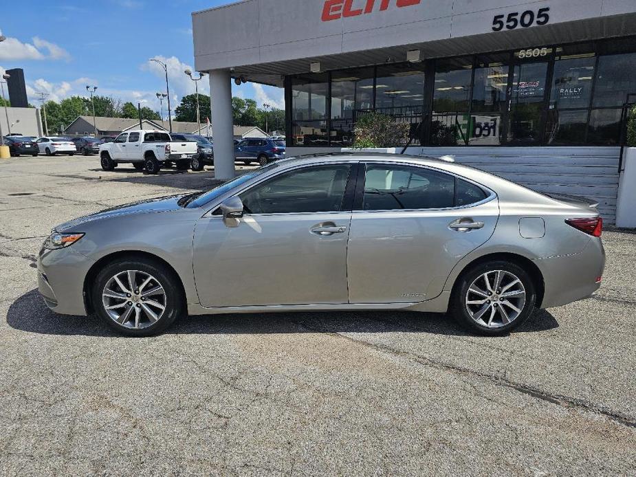 used 2016 Lexus ES 300h car, priced at $19,505