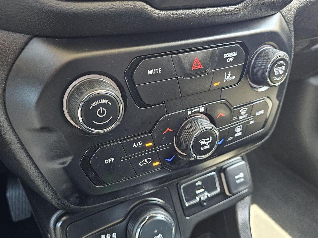 used 2022 Jeep Renegade car, priced at $17,400